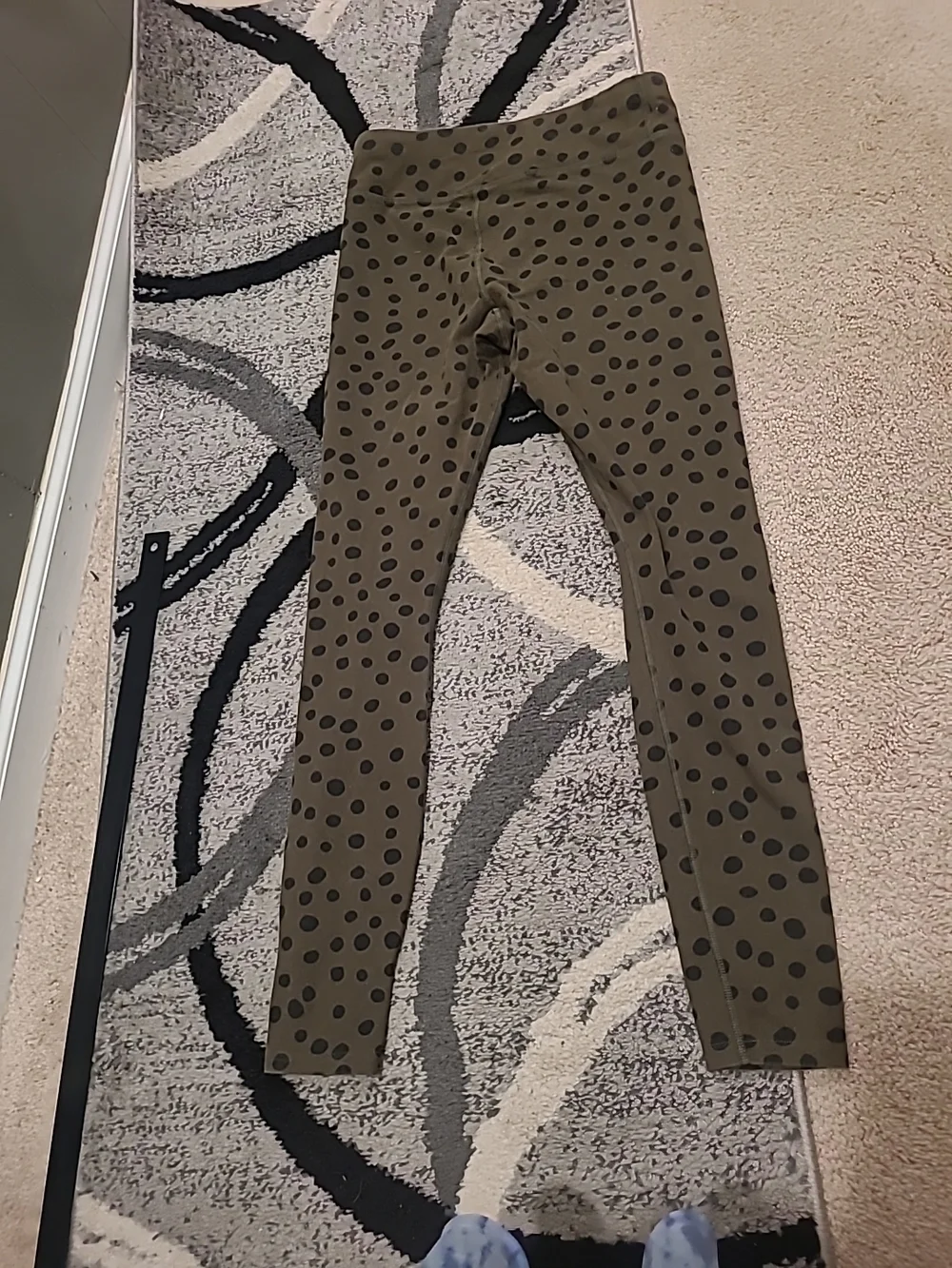 Pact organic cotton blend Olive cheetah print leggings Medium - Picture 7 of 9